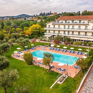 Szálloda Paradiso